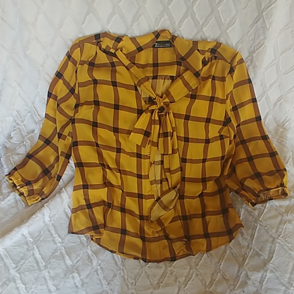 7th Avenue Yellow Shirt